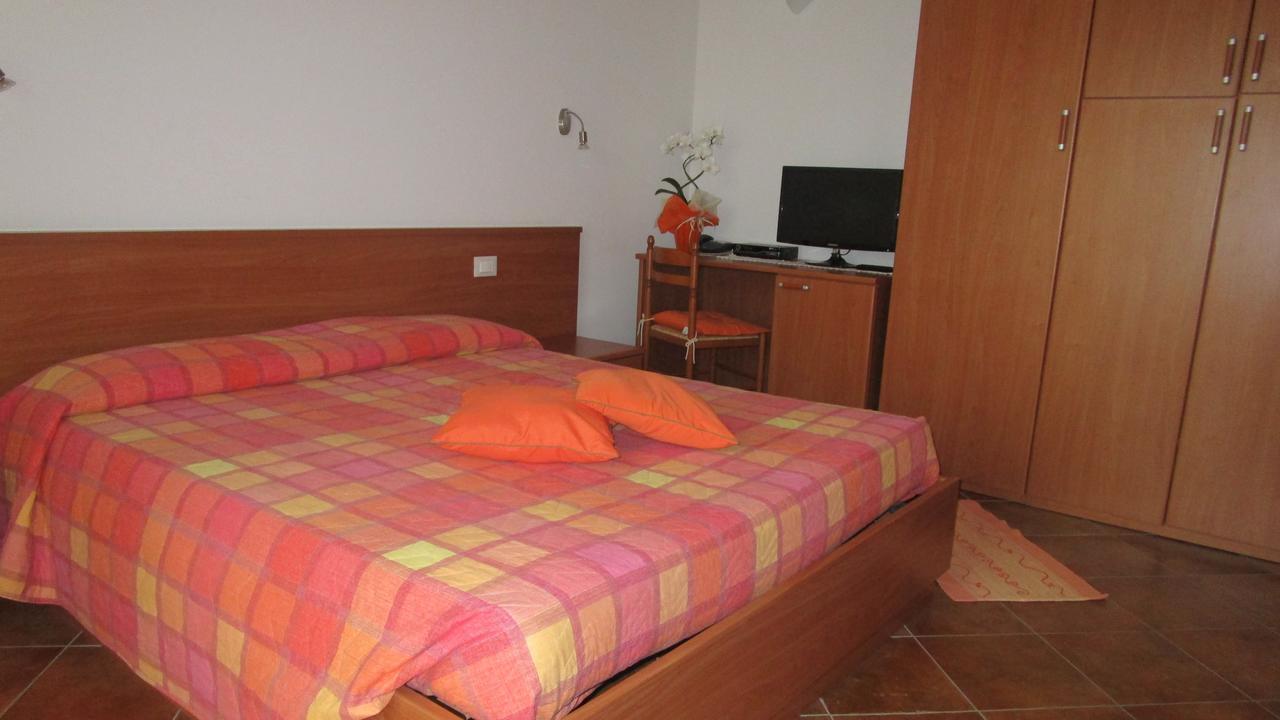 Al Castello Hotel Artegna Phòng bức ảnh